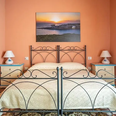 Antica Dimora Del Platano - R3832 Holiday home *