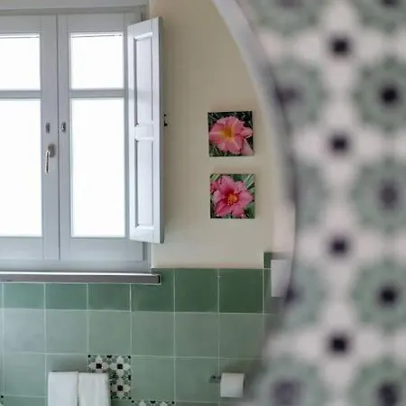 Vakantiehuis Antica Dimora Del Platano - R3832 *